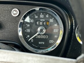 MG MGB GT - 15