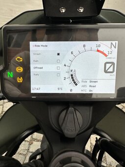 KTM 890 Adventure S - 15