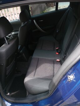 BMW 130i manuál - 15