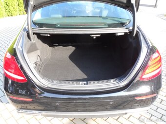 Mercedes-Benz E 200 4 Matic Koupeno v ČR - 15