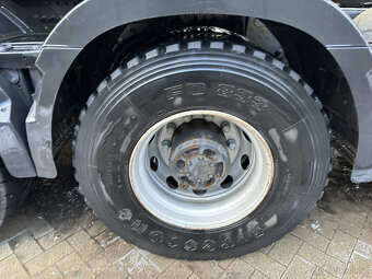 Eur6 sklápěč - tahač 6x4 Volvo spaní - 15