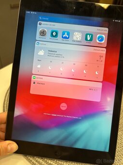 Apple iPad Air (2013) 16GB - 15