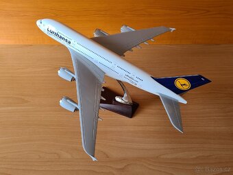 Airbus A380 LUFTHANSA velký model - 15