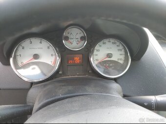 Peugeot 207 SW  1.6i-16V - 15