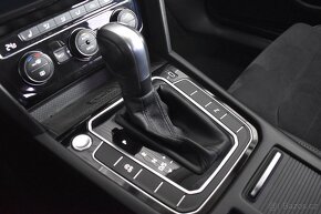 Volkswagen Passat 2.0 TDI 110kW ELEGANCE DSG ACC ČR - 15