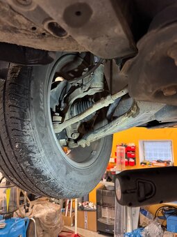 Hyundai ix35 původ CZ najeto 93200 km - 15