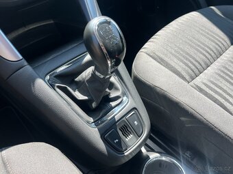 Zafira 1.4 turbo 103kw, 1. majitel, 7 míst, serviska - 15