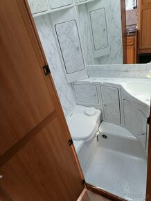 Karavan LMC, Kuhyňka, Koupelna, Bojler, Topení - 15