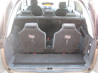CITROEN GRAND C4 PICASSO 1.6 HDi 7.MÍST 1.MAJITEL - 15