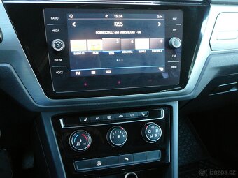 VW TOURAN 1.4 TSI 110KW NAVI ACC FRONT TAŽNÉ OPCPAR ZÁS 220V - 15