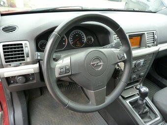 Opel Vectra 1,9 CDTI SW Málo km - 15