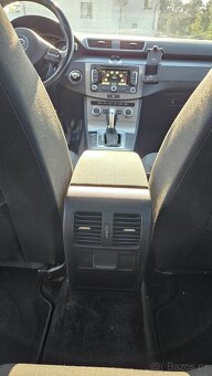 VW Passat B7 Combi 2.0 TDi DSG, Business edition - 15