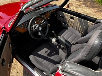 Triumph Spitfire 1500 – Kabriolet s duší gentlemana - 15