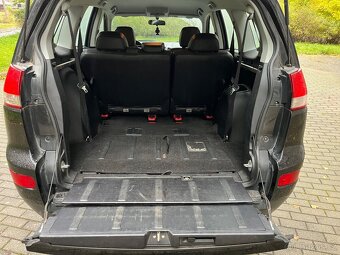 Citroen c-crosser 2.2 HDI 115 kW 4x4 nová STK super stav - 15