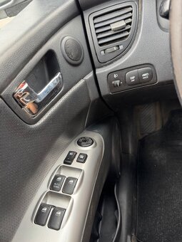 Kia Sportage V6 4WD Automatik - 15