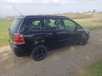 Opel Zafira 1.8 103Kw  RV.2006 7.míst. TAŽNÉ-NOVÁ STK - 15