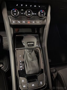 Škoda Karoq Sportline 1.5 TSI DSG nová, 416km - 15