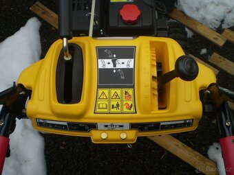 sněžná fréza Yard-Man - 15