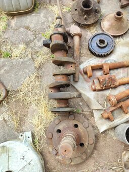 Zetor, traktor, díly - 15