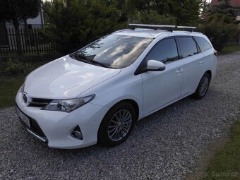Toyota Auris COMBI- rv2013- 1.6 97kw- 112000km- - 15