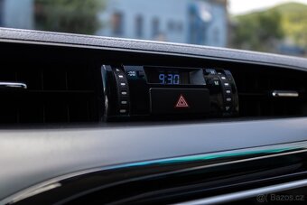 Toyota Hilux DC 2.4 I D-4D Executive A/T - 15