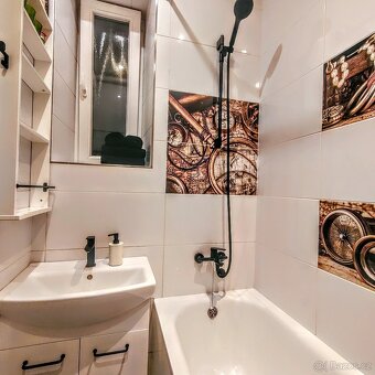 Prodej bytu 3+kk 55 m², Praha, Na Folimance, 2120/9, primy m - 15