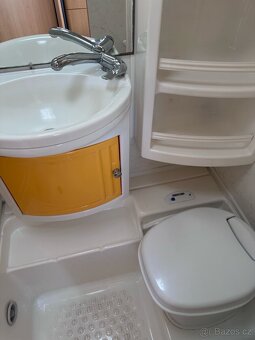 Dethleffs Camper 440 v top stavu - 15