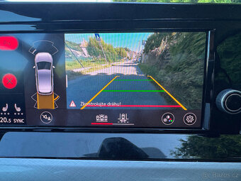 GOLF VIII 1.5TSI 96kW LIFE ACC KAMERA LED KOUPENO V ČR DPH - 15