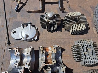 Manet Korado na náhradní díly - 15