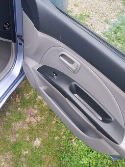 Kia Picanto 1,1i  48 kW - 15
