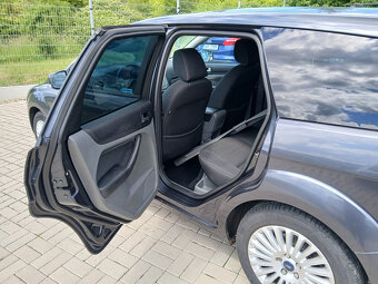 Ford Focus 2,0 Kombi - 15