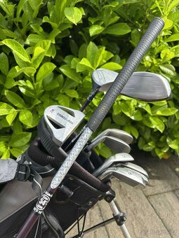 Prodám juniorský golfový set US Kids Golf, 54" - 15