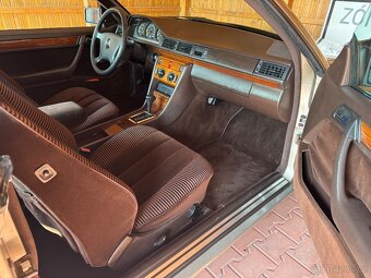 Mercedes Benz w124 coupe 300 ce - 15