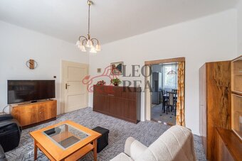 Řadový domek s krásnou zahradou. - 15