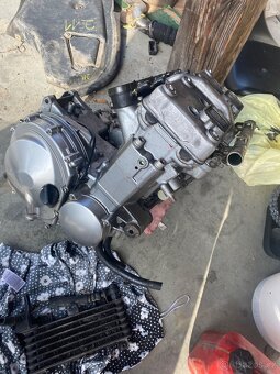 Kawasaki zzr 600 na dily - 15