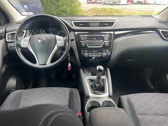 Nissan Qashqai 1,2 benzin, 85 kw, rv 2017, nove v CR - 15