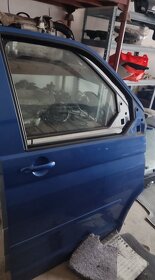 VW T5 klima trubky, popelník, dovírání dveří, rám pod motor - 15