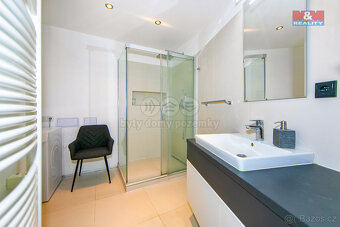 Prodej bytu 5+kk, 164 m², ul. Na Rokytce, Praha - 15