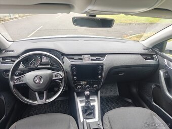 Škoda Octavia III 1.6 TDI combi facelift Švýcarsko TOP STAV - 15