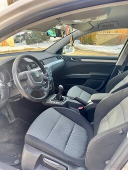ŠKODA SUPERB II 2.0 TDI ELEGANCE COMBI - 15