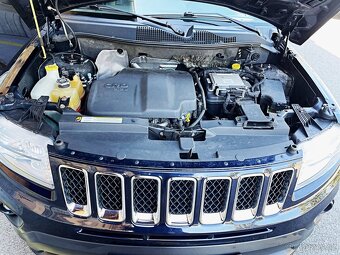 JEEP COMPASS LIMITED 2.2CRDI 120KW 4x4 VELKÉ INVESTICE TOP - 15