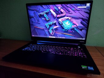 17,3" Gigabyte Aorus 17,4070-140w,i7-13gen,32gb,QHD-240Hz. - 15