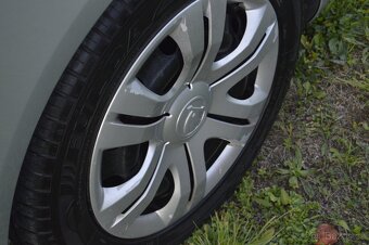 Škoda Fabia 1.2 BENZIN 44 KW KLIMATIZACE - 15