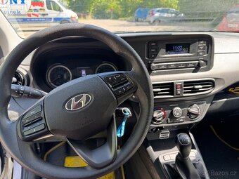 Hyundai i10, rok 2020 - 15