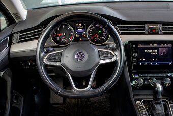 Volkswagen Passat Variant 2.0 TDI EV Business DSG - 15