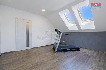 Prodej rodinného domu, 129 m², Jindřichův Hradec, 9. května - 15