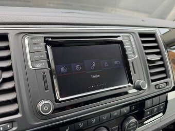 Volkswagen Multivan 2,0 TDI Highline 4MOTION DSG DPH - 15