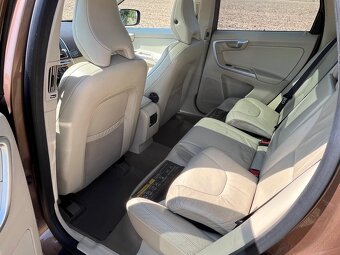 Volvo XC60 Automat 4x4 2008 D5 2,4D 136KW - 15
