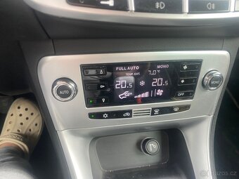 Lancia Delta 1.4 - 15
