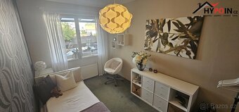 EXKLUZIVNÍ BYT 5+KK S VELKOU TERASOU, DVOJGARÁŽÍ V DOMĚ A PE - 15